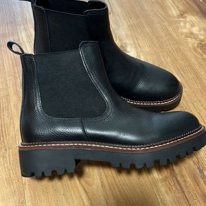New size 7 Caslon Chelsea Ankle Boot